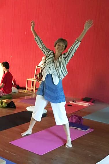 Vicky Cavadini, praticienne en yoga et soins